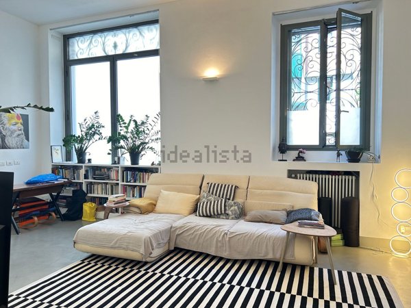 appartamento in vendita a Milano in zona Porta Garibaldi
