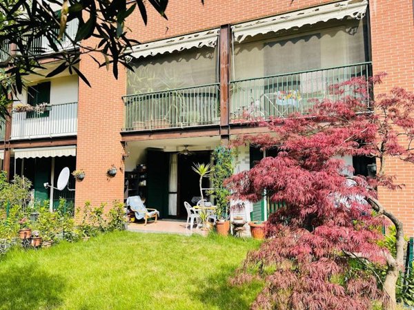 appartamento in vendita a Milano in zona Gratosoglio
