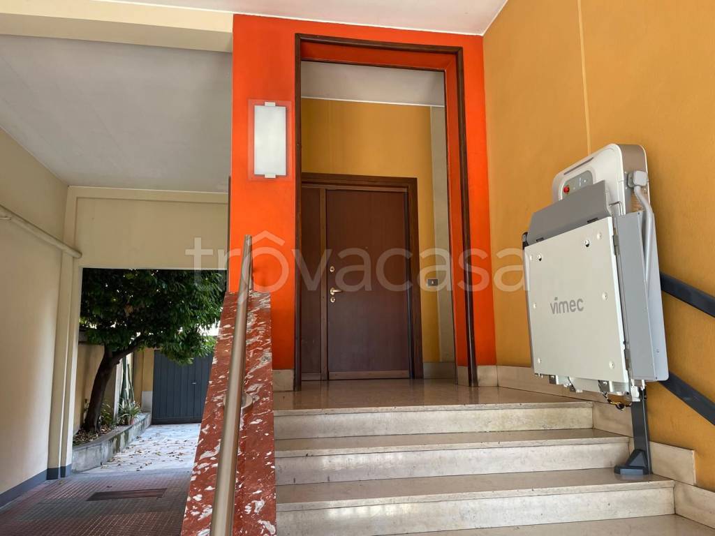 appartamento in vendita a Milano in zona Corvetto