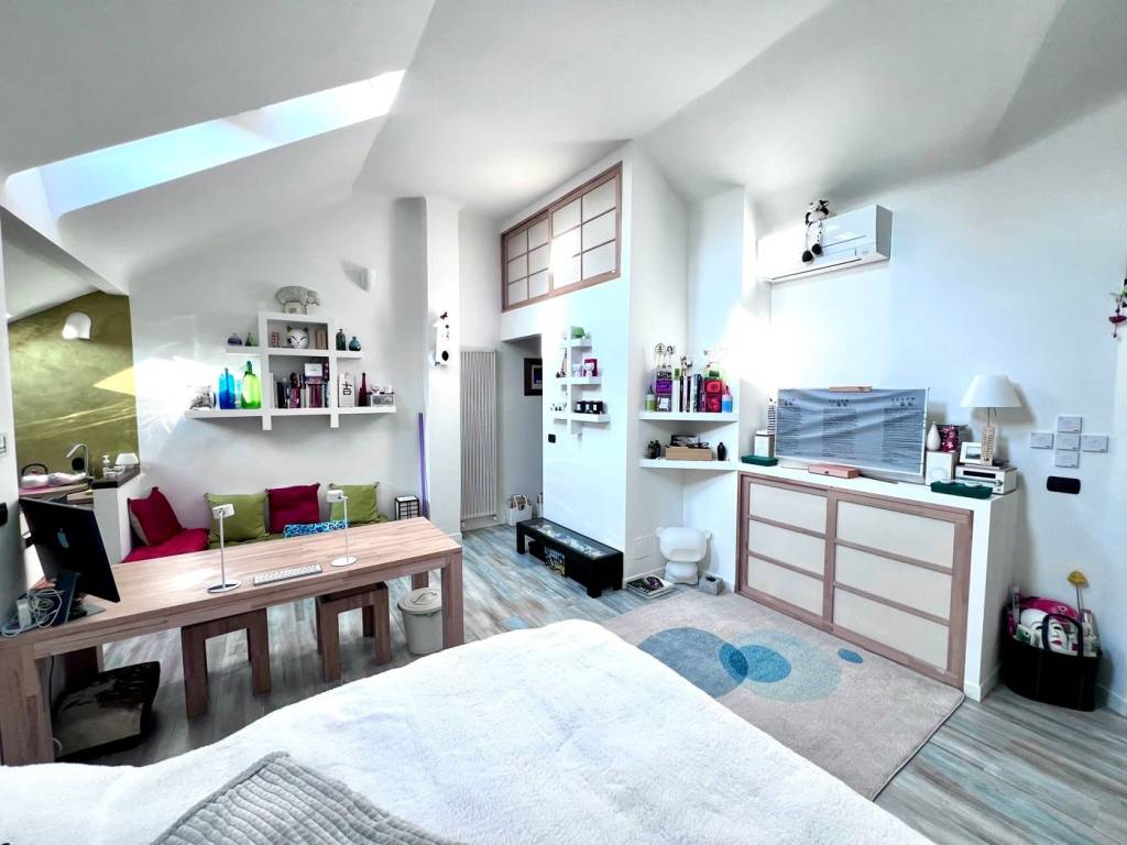 appartamento in vendita a Milano in zona Città Studi