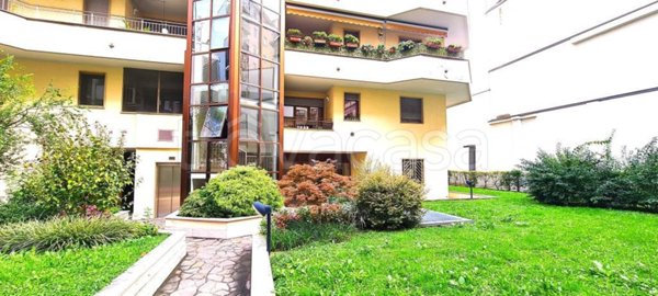 appartamento in vendita a Milano in zona Città Studi