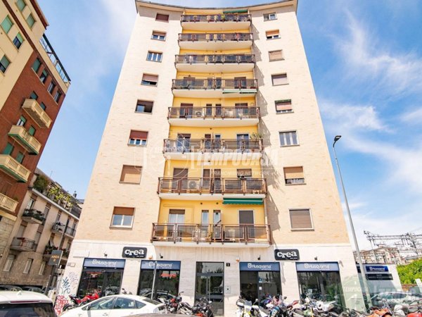 appartamento in vendita a Milano in zona Casoretto