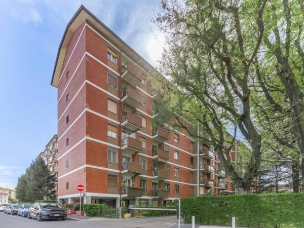 appartamento in vendita a Milano in zona Forlanini