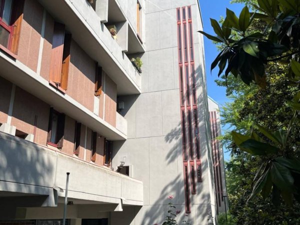 appartamento in vendita a Milano in zona Maggiolina
