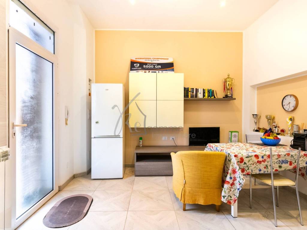 appartamento in vendita a Milano in zona Vigentino
