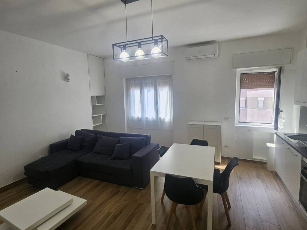 appartamento in vendita a Milano in zona Barona
