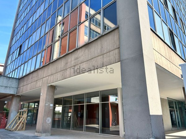 appartamento in vendita a Milano in zona Vigentino