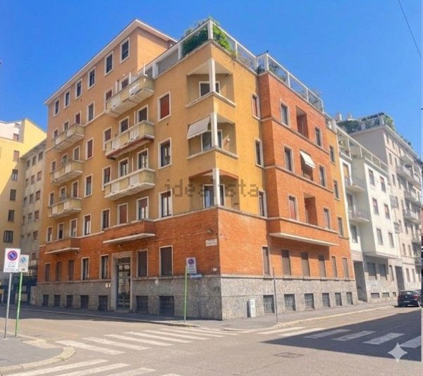 appartamento in vendita a Milano in zona Bocconi