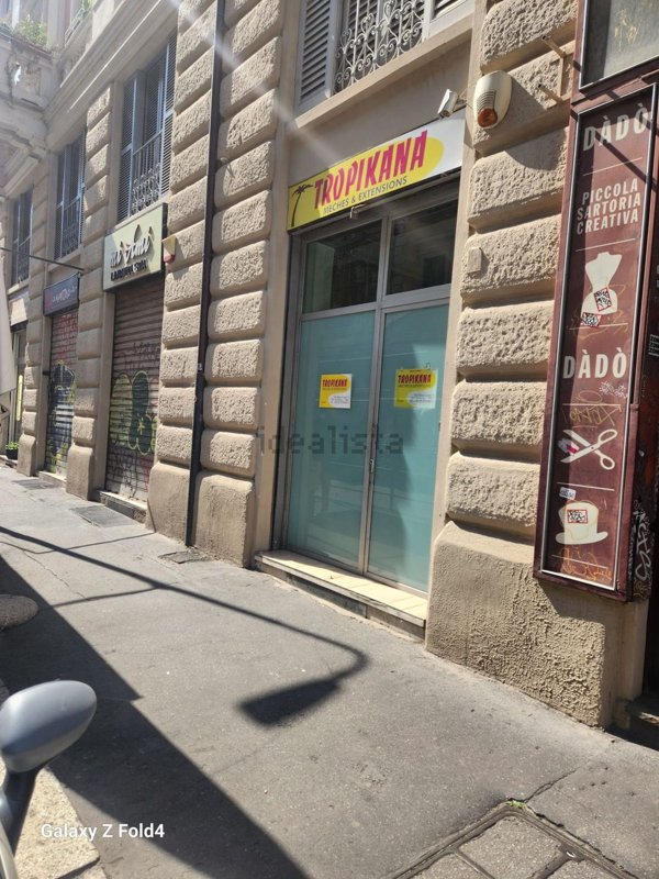 locale commerciale in vendita a Milano in zona Porta Venezia