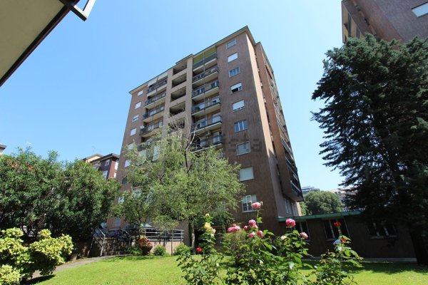 appartamento in vendita a Milano in zona Affori
