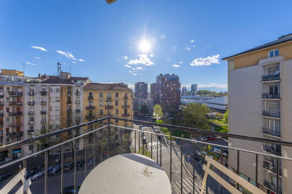 appartamento in vendita a Milano in zona Il Portello