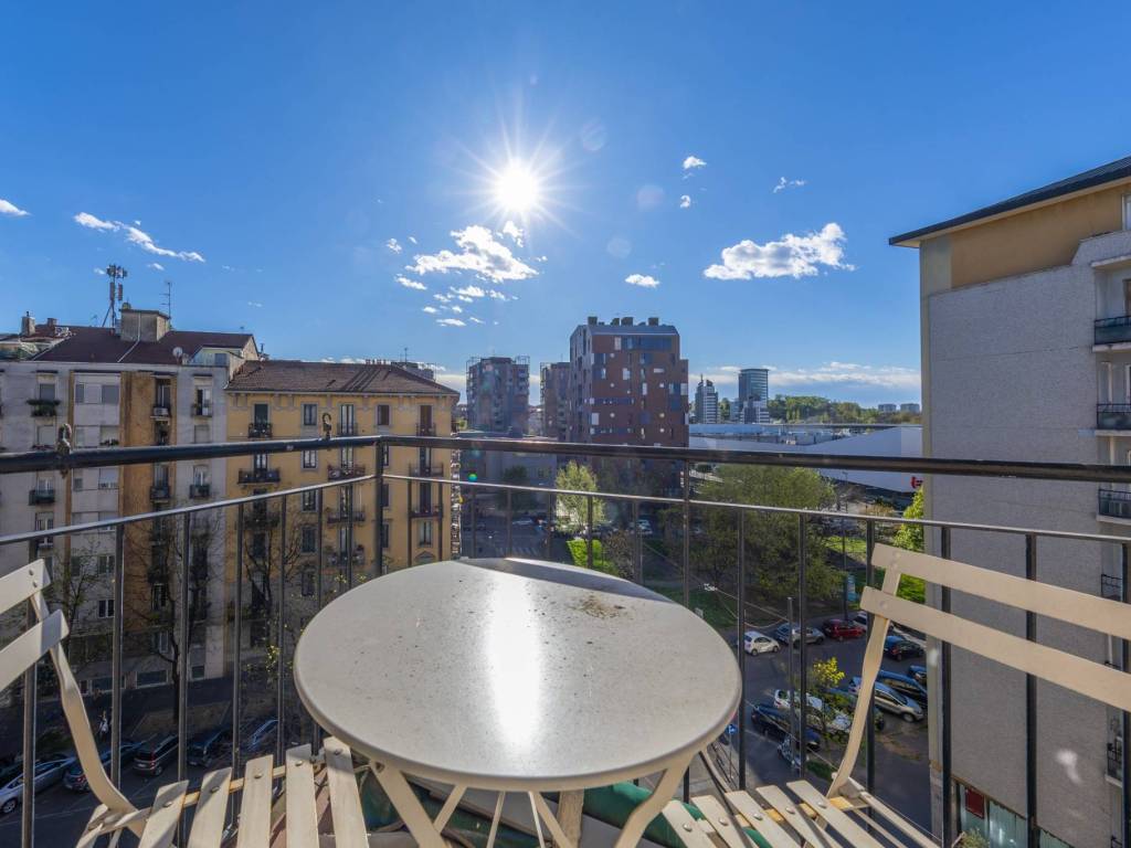 appartamento in vendita a Milano in zona Il Portello
