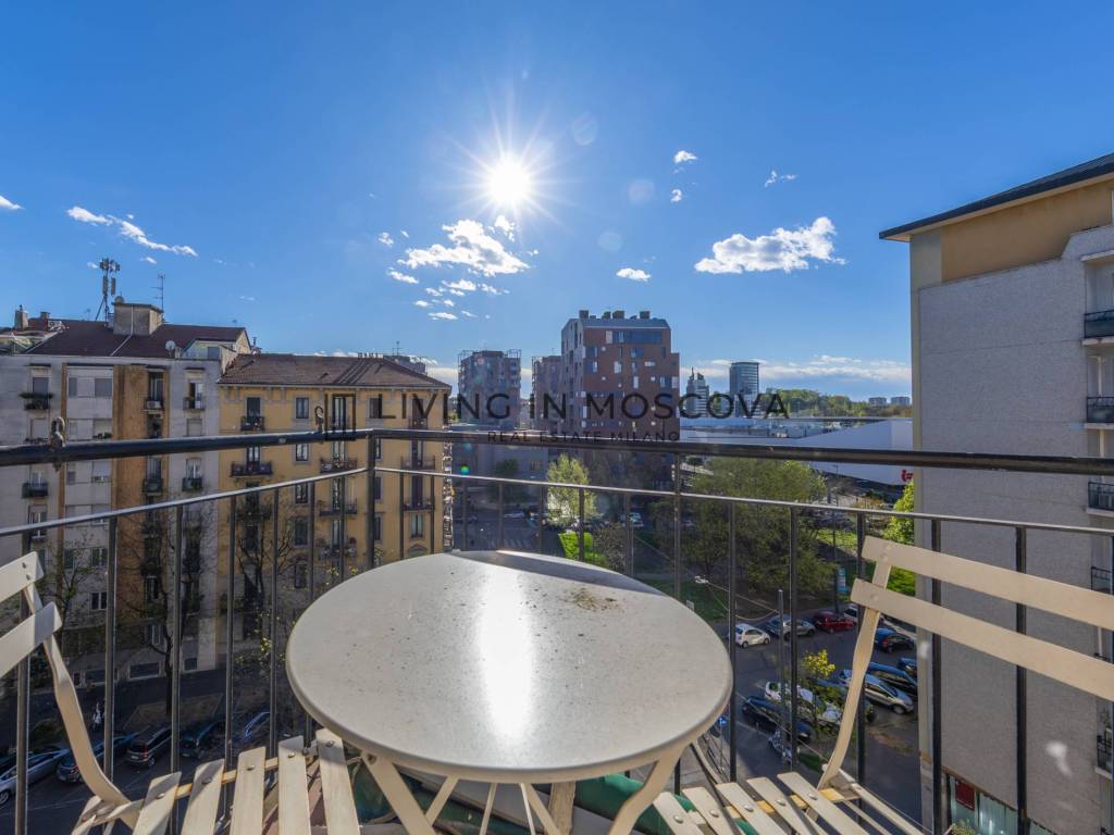 appartamento in vendita a Milano in zona Il Portello