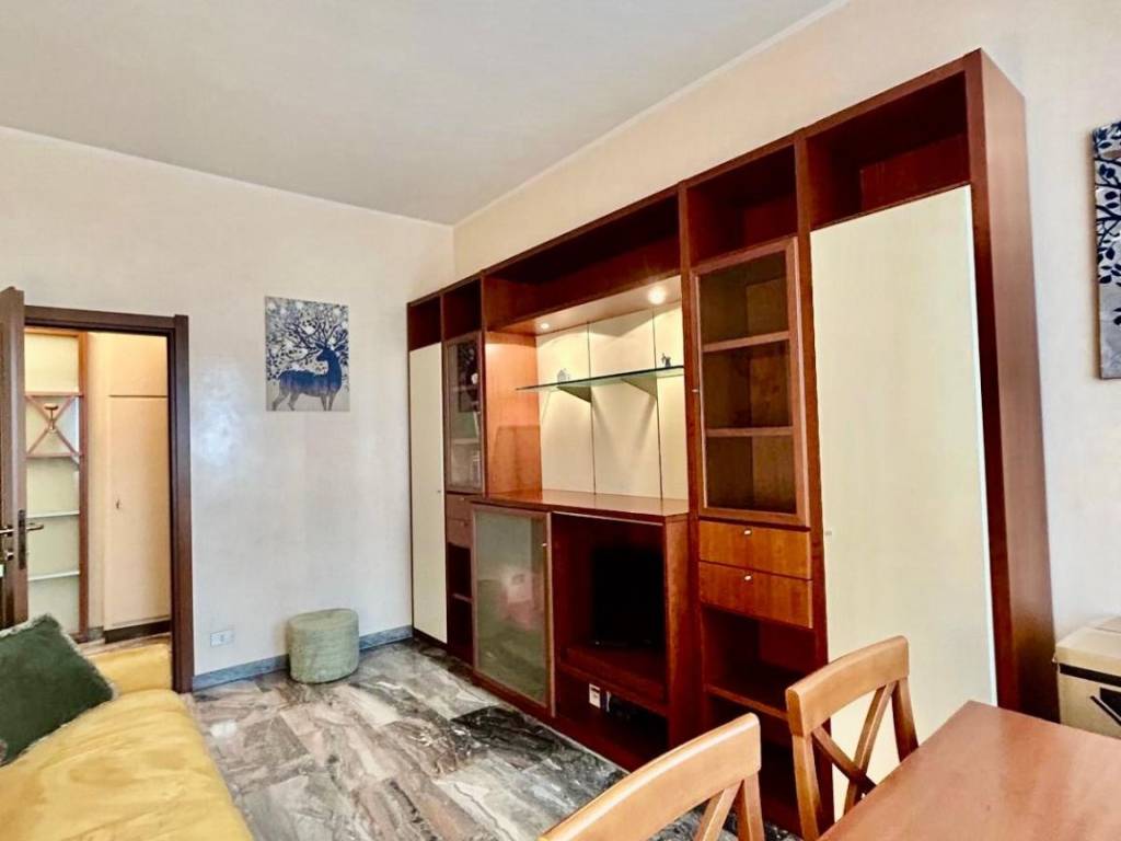 appartamento in vendita a Milano in zona Piazzale Lodi