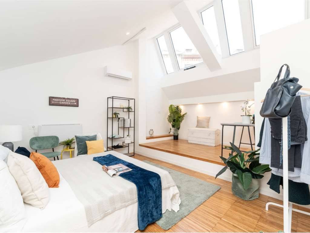 appartamento in vendita a Milano in zona Isola