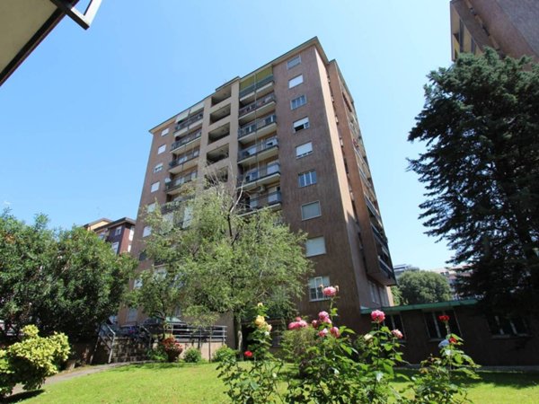 appartamento in vendita a Milano in zona Affori