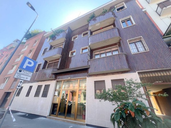 appartamento in vendita a Milano in zona Piazzale Lodi