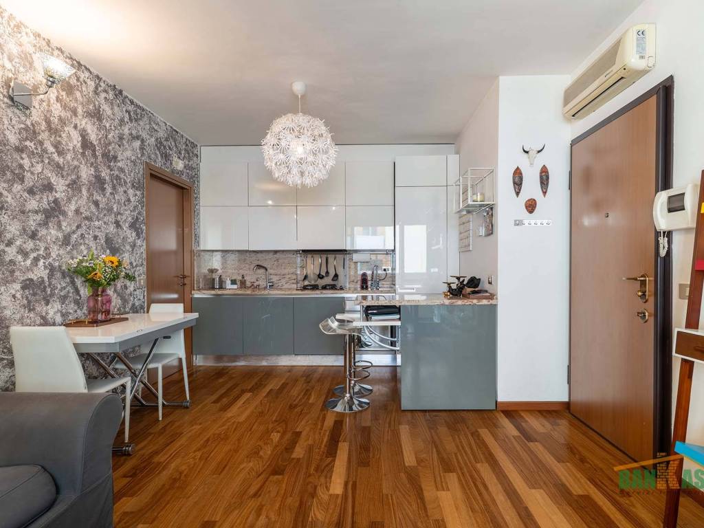 appartamento in vendita a Milano in zona Isola