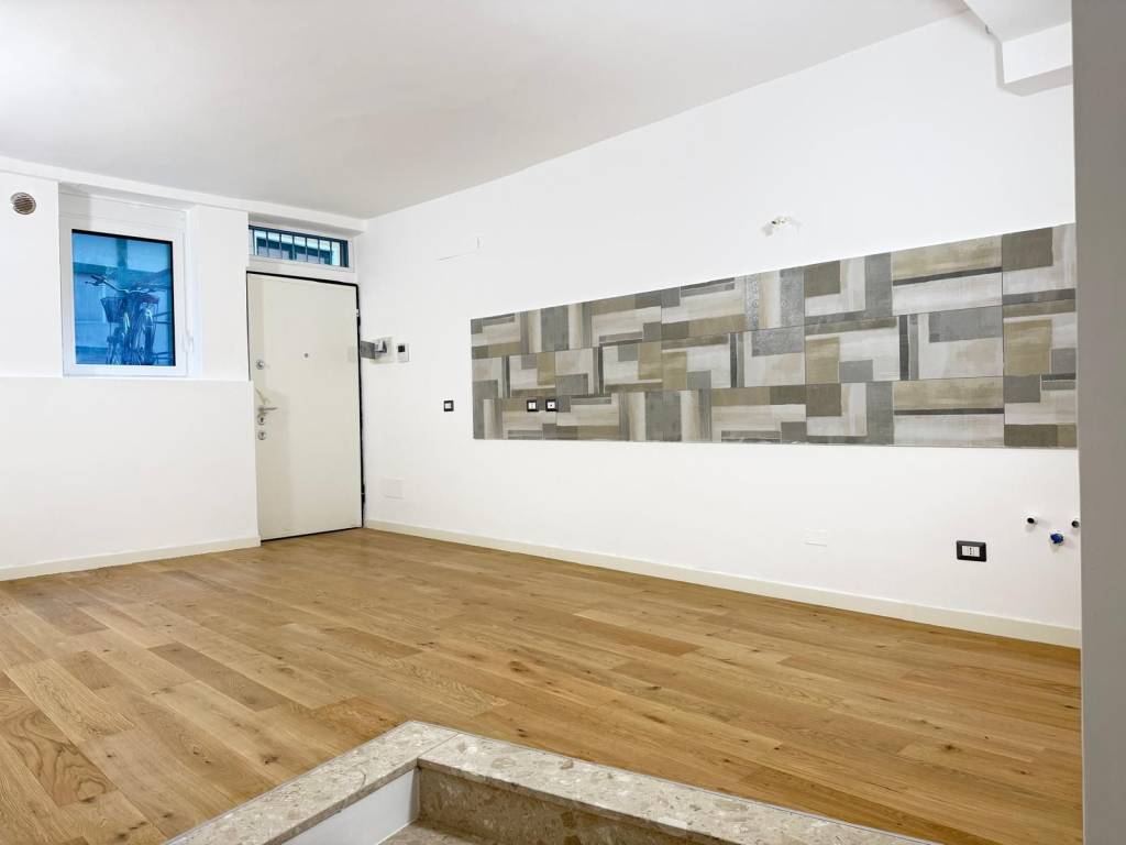 appartamento in vendita a Milano in zona Lambrate