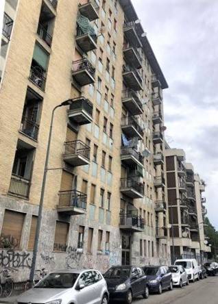appartamento in vendita a Milano in zona Porta Vittoria