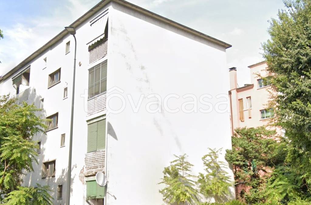 appartamento in vendita a Milano in zona San Siro