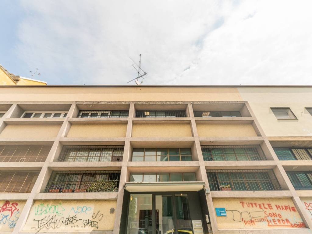 appartamento in vendita a Milano in zona Crescenzago