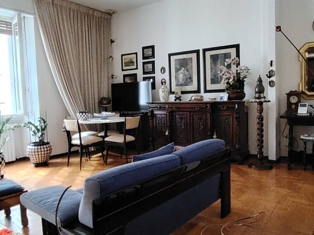 appartamento in vendita a Milano in zona Isola