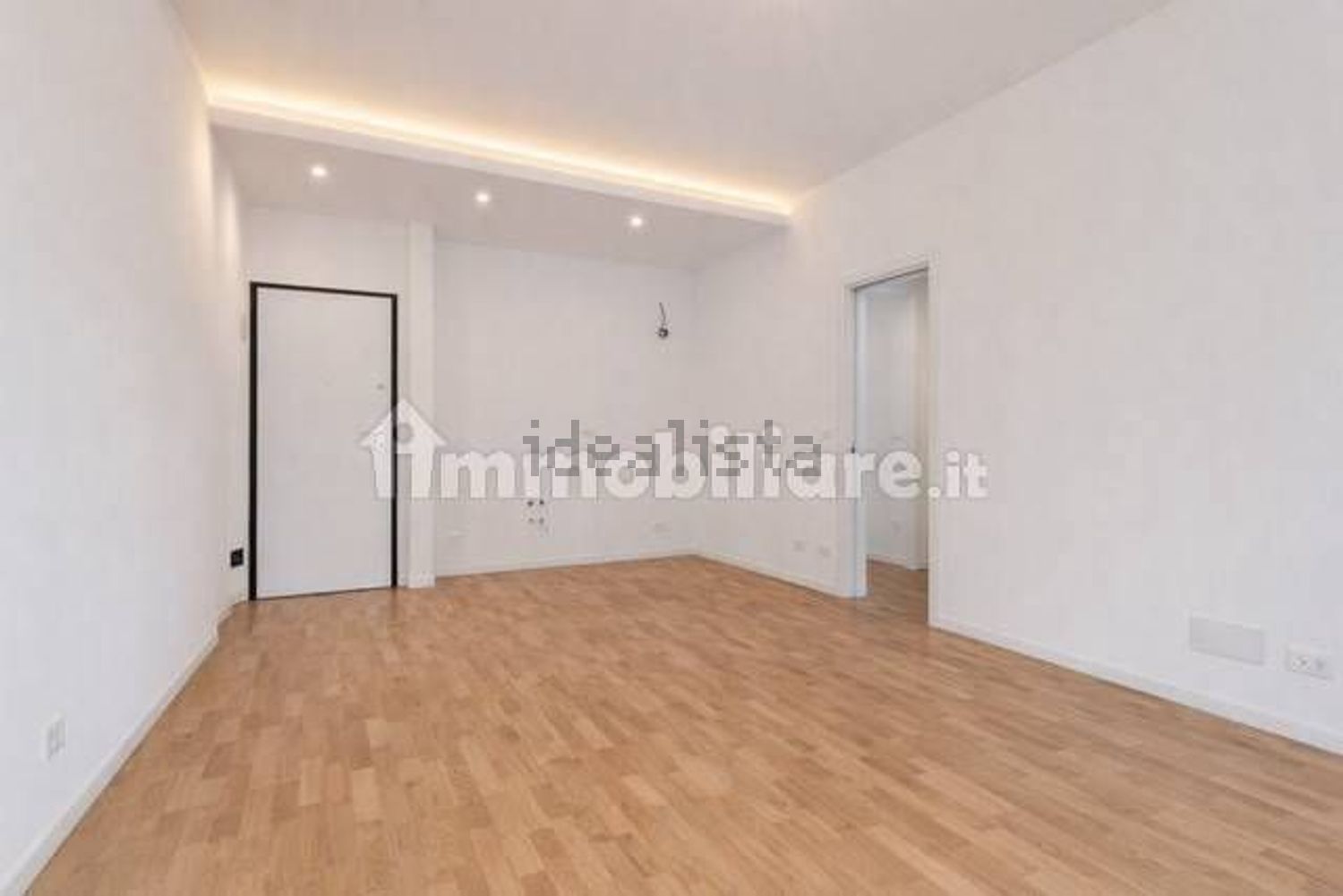 appartamento in vendita a Milano in zona Maggiolina