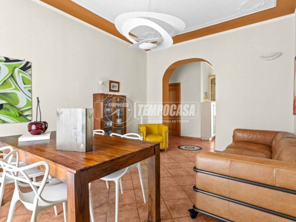 appartamento in vendita a Milano in zona Lorenteggio