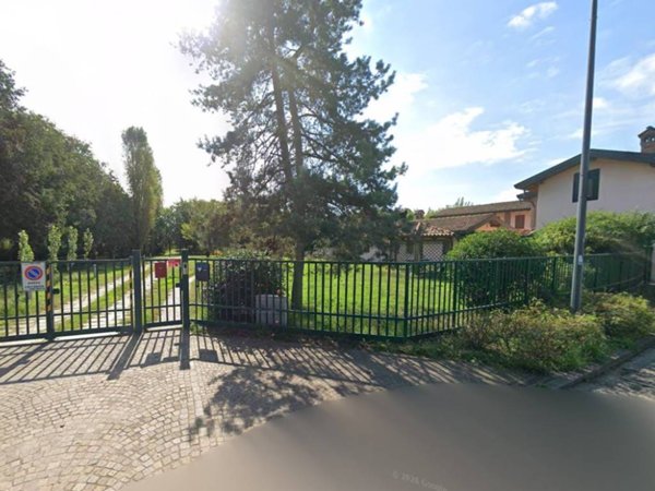 casa indipendente in vendita a Milano in zona Bicocca