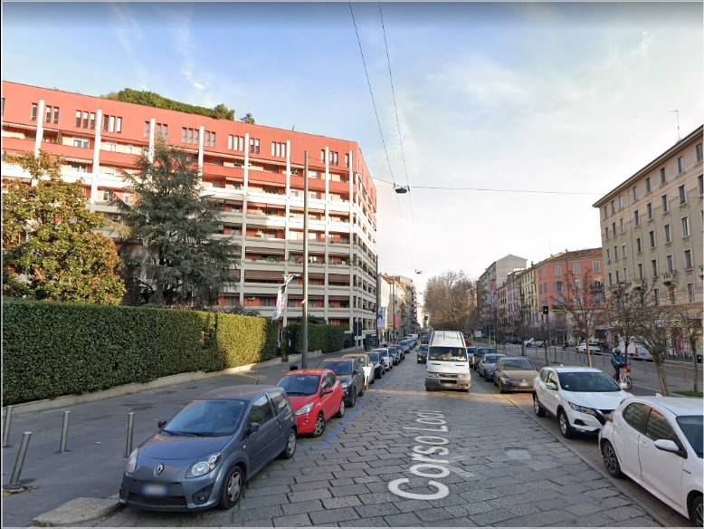 appartamento in vendita a Milano in zona Vigentino