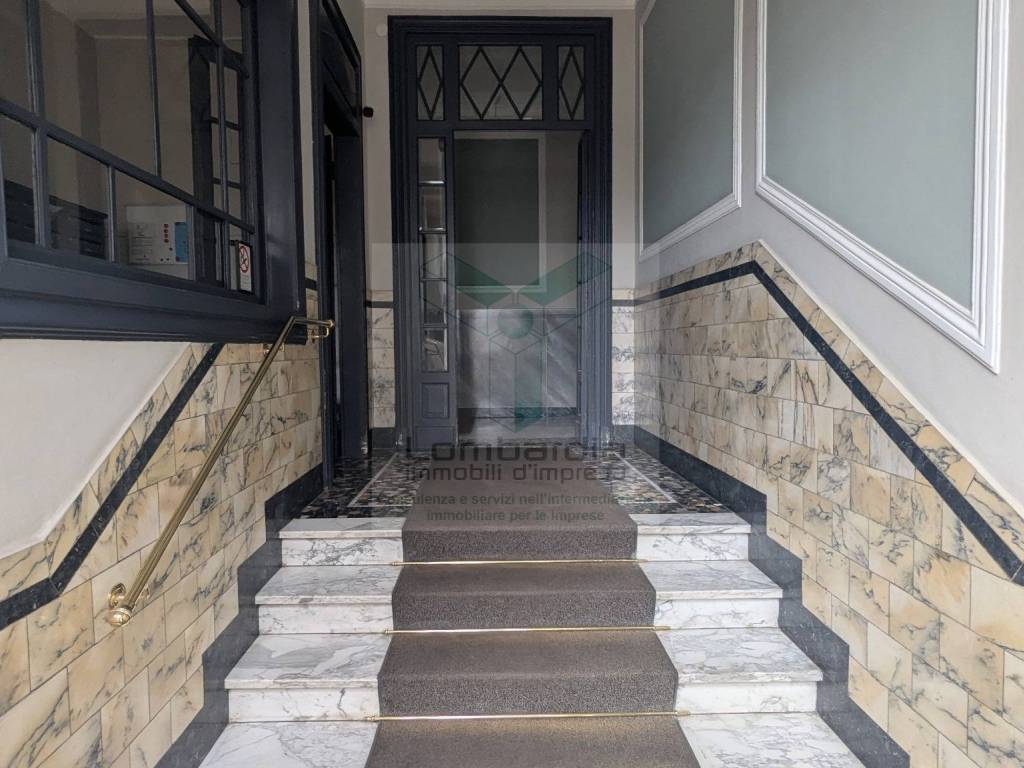 appartamento in vendita a Milano in zona Città Studi