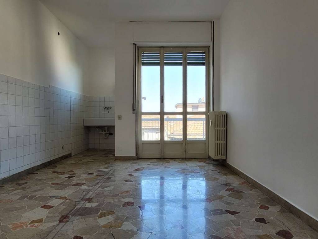 appartamento in vendita a Milano in zona Famagosta