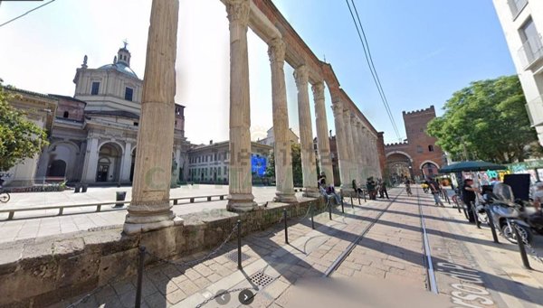 appartamento in vendita a Milano in zona Porta Ticinese