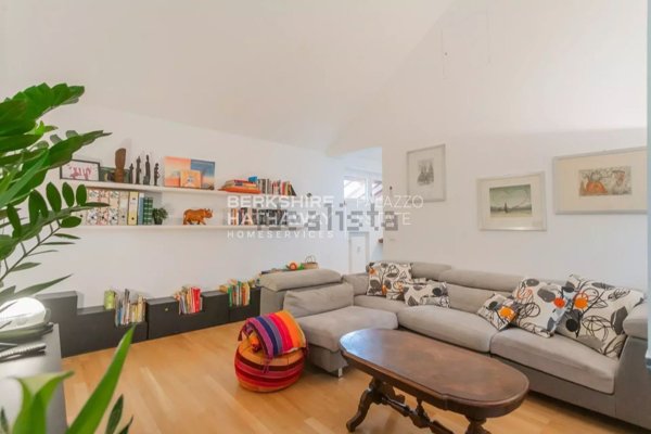 appartamento in vendita a Milano in zona San Siro