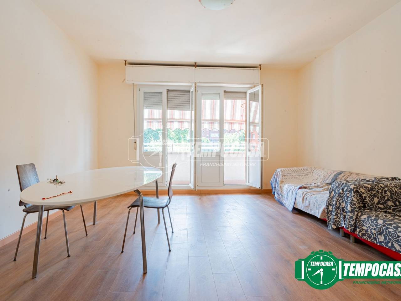 appartamento in vendita a Milano in zona Gallaratese