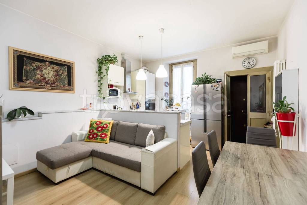appartamento in vendita a Milano in zona Bovisa