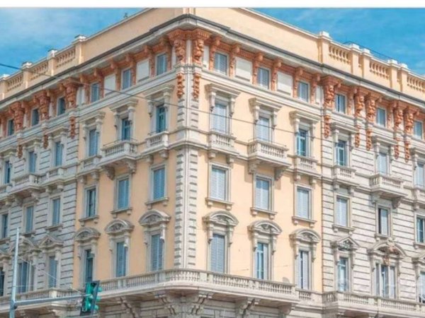 appartamento in vendita a Milano in zona Porta Venezia
