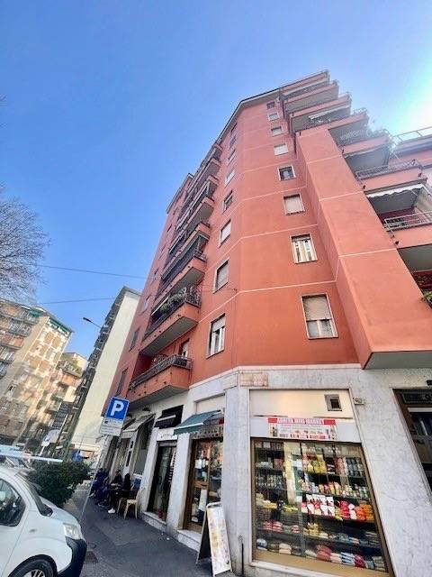 appartamento in vendita a Milano in zona Piazzale Lodi