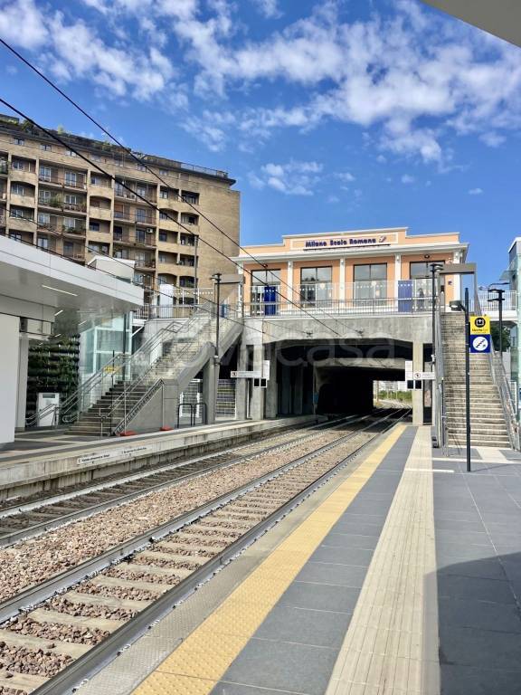 appartamento in vendita a Milano in zona Piazzale Lodi