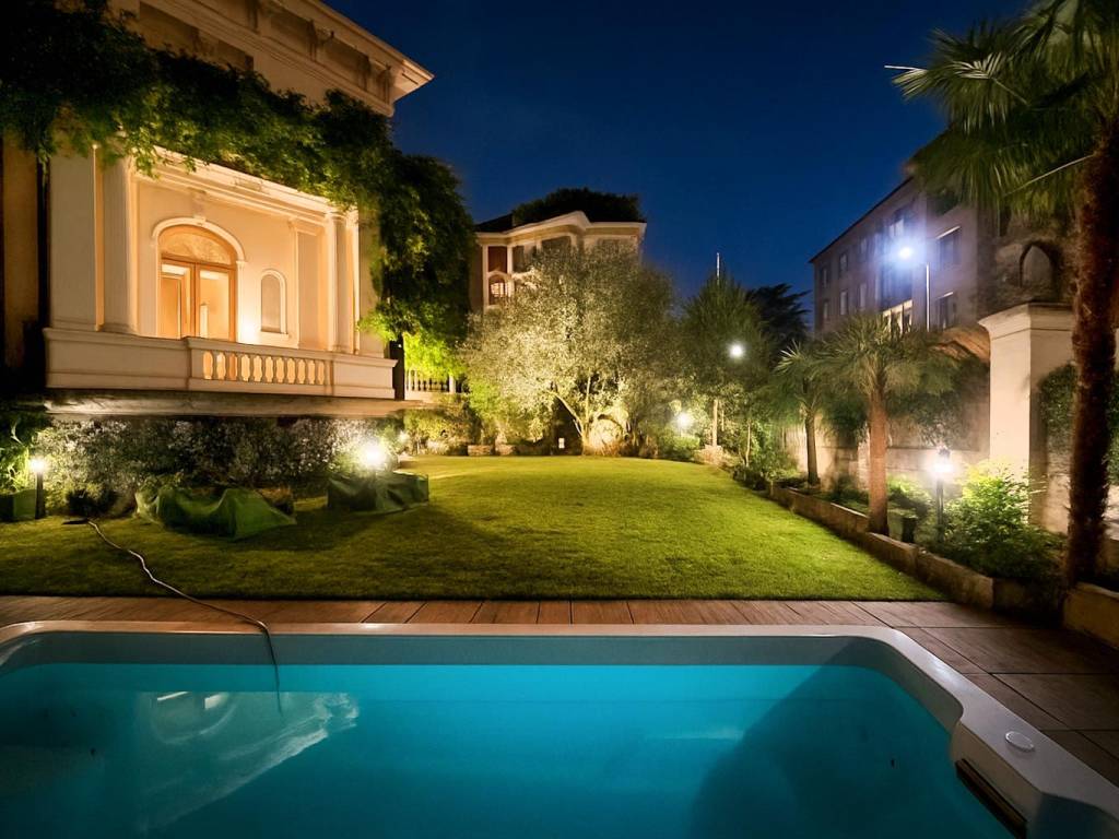 appartamento in vendita a Milano in zona Solari