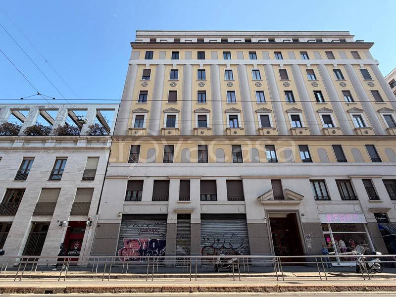 negozio in vendita a Milano in zona Bocconi