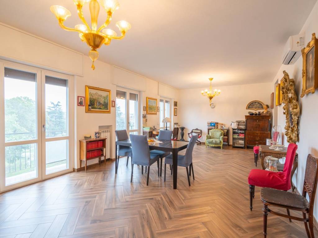 appartamento in vendita a Milano in zona Maggiolina