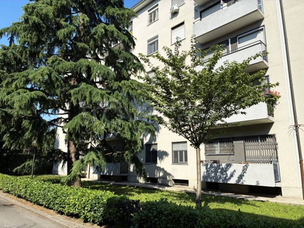 appartamento in vendita a Milano in zona Rogoredo