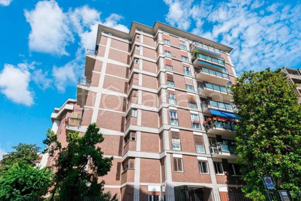 appartamento in vendita a Milano in zona Città Studi