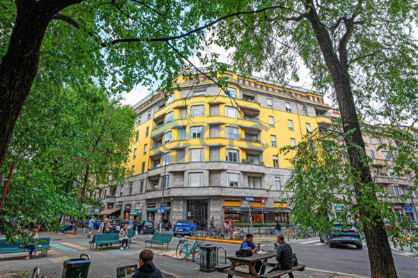 negozio in vendita a Milano in zona Città Studi
