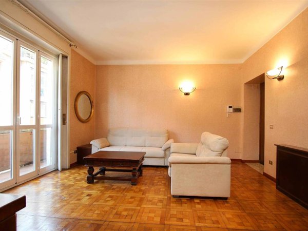 appartamento in vendita a Milano in zona Porta Venezia