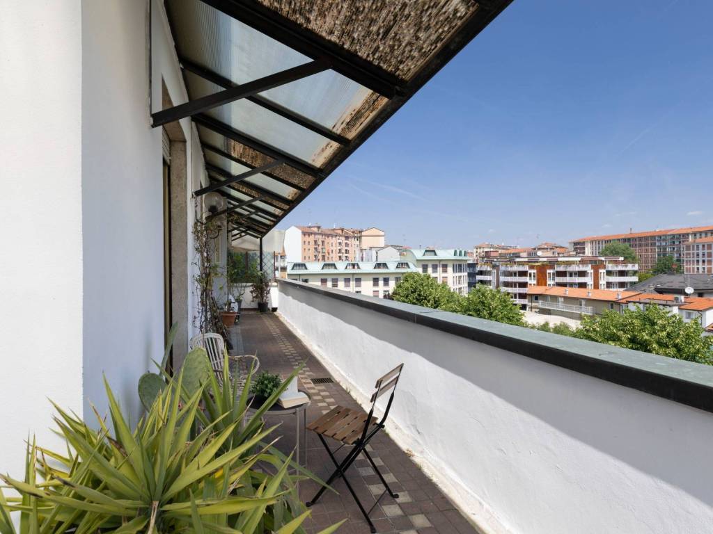 appartamento in vendita a Milano in zona Corvetto