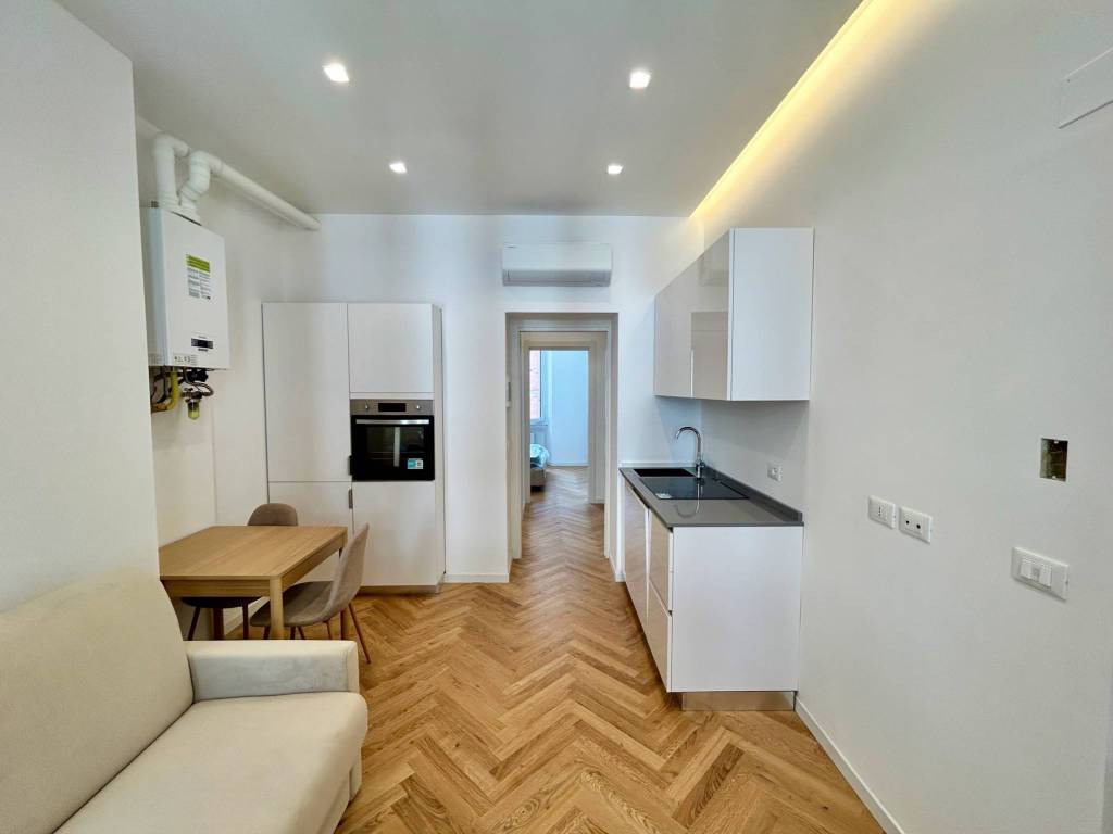 appartamento in vendita a Milano in zona Isola