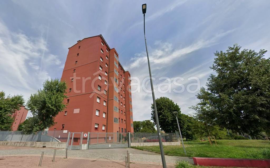 appartamento in vendita a Milano in zona Gallaratese